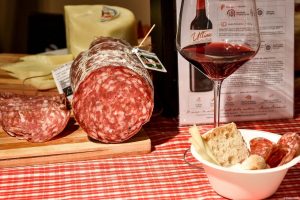 La Finocchiona IGP in degustazione col nostro Vino Nobile a Monte Carlo Gastronomie